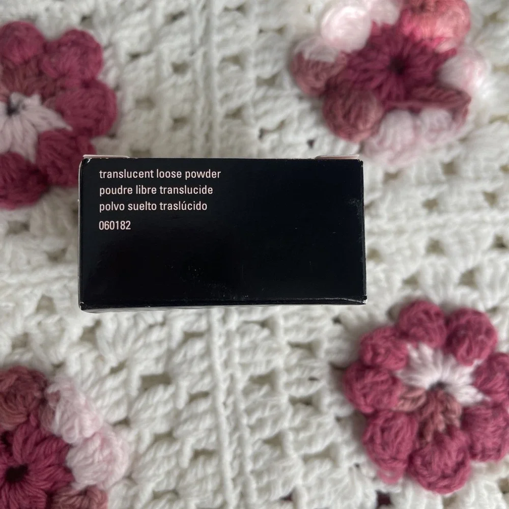 MARY KAY TRANSLUCENT LOOSE POWDER~060182~NIB~FULL SIZE~SETTING POWDER!